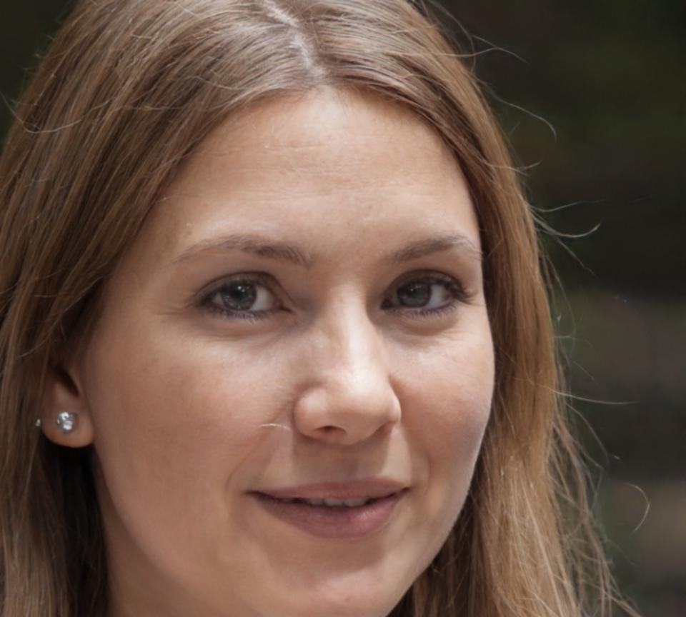 Siobhan Kearney, financial reporting specialist